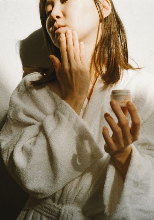 13 Common Skincare Mistakes That Might be Ruining Your Skin