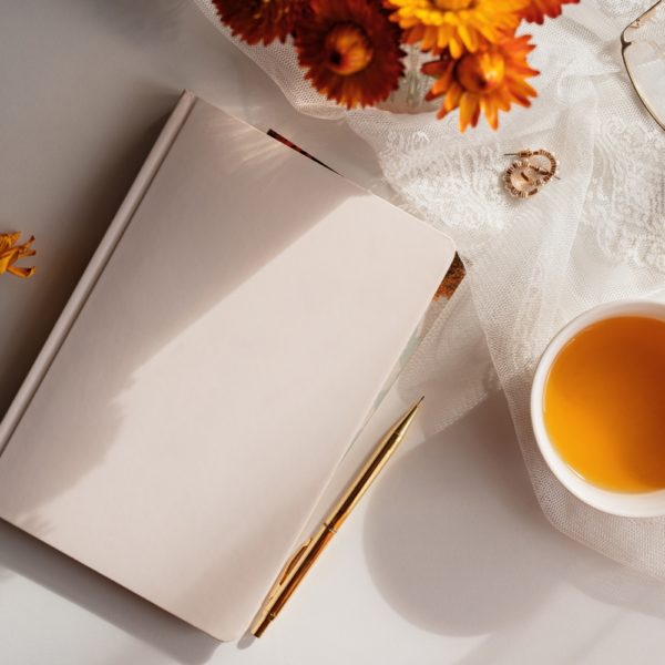 31 Brilliant Thanksgiving Journal Prompts to Fill Your Heart with Gratitude
