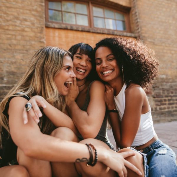 5 Tried & Tested Tips for How To Make Friends in a New City: How I Built a Social Circle After Moving Abroad