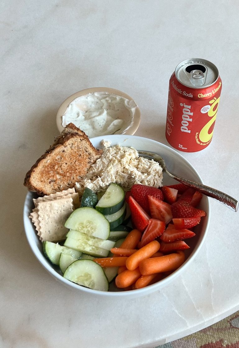 a delicious high protein low calorie recipe of chicken salad with fresh veggies