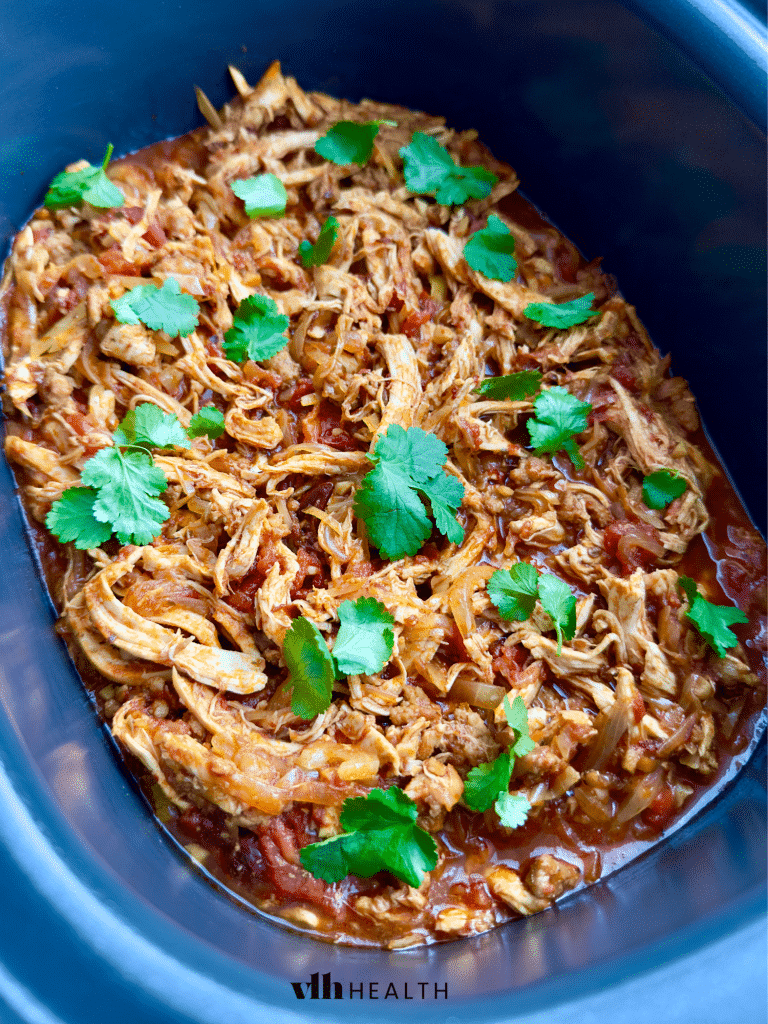 high-protein low-carb chicken tinga. perfect for an easy dinner